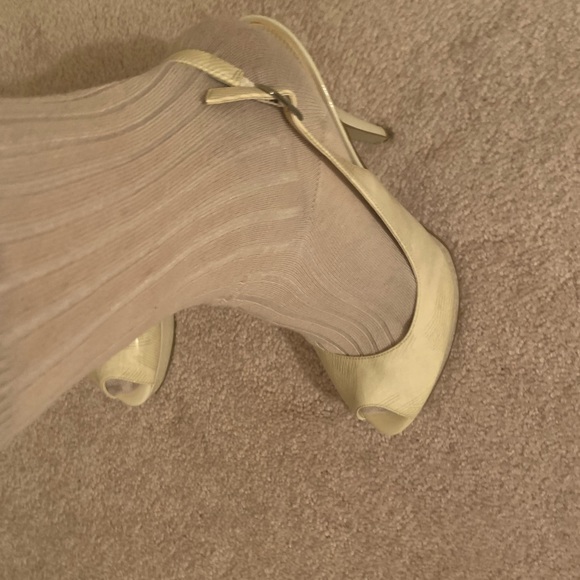 Enzo Angiolini Eastarlite natural platform heels - Picture 8 of 11